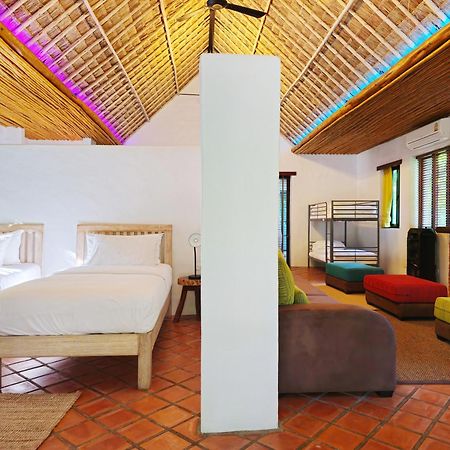 Baanpong Lodge San Kamphaeng Bagian luar foto