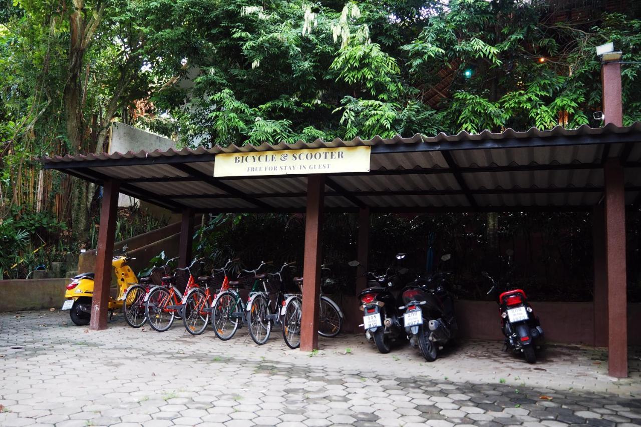 Baanpong Lodge San Kamphaeng Bagian luar foto