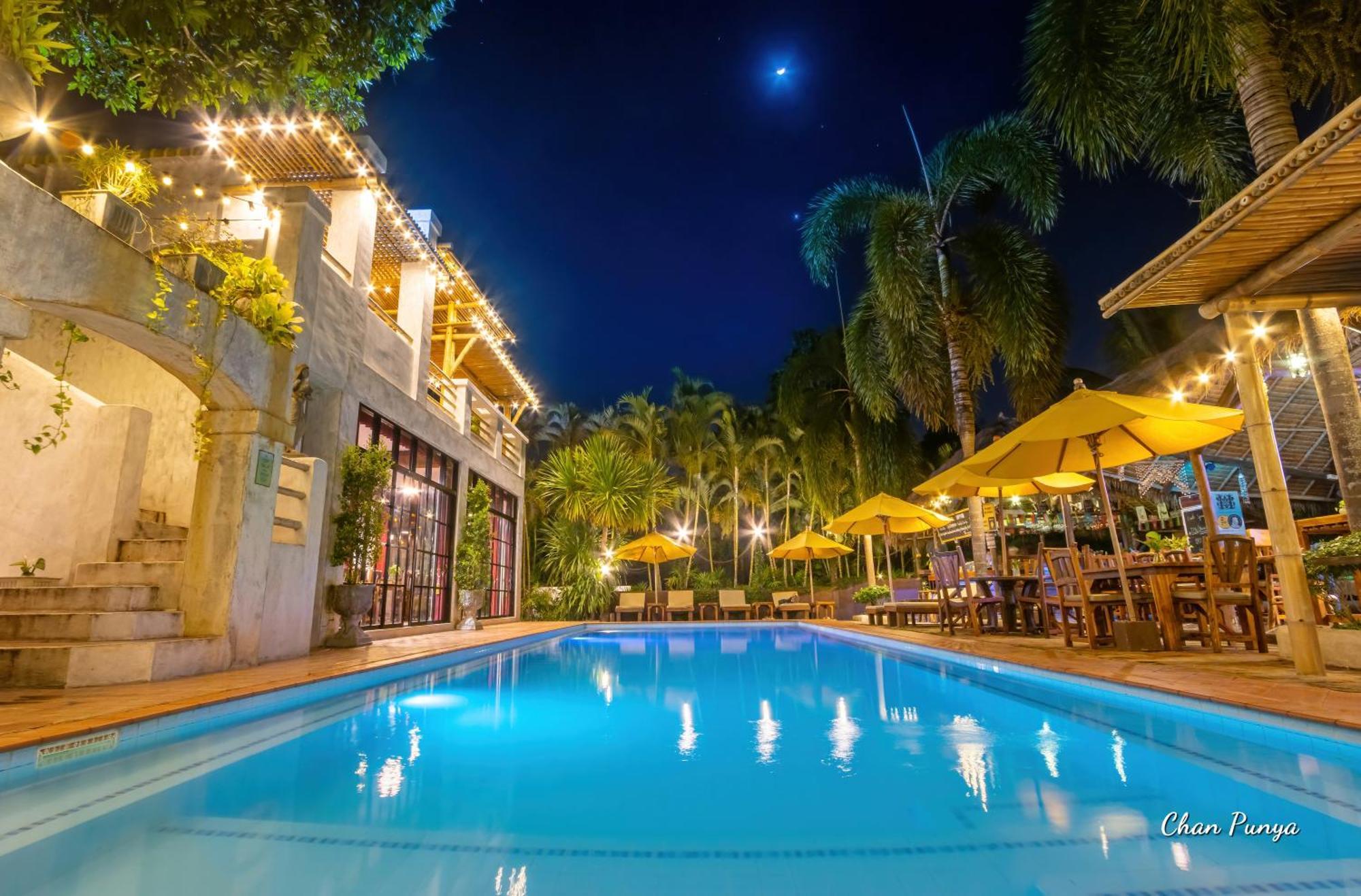 Baanpong Lodge San Kamphaeng Bagian luar foto