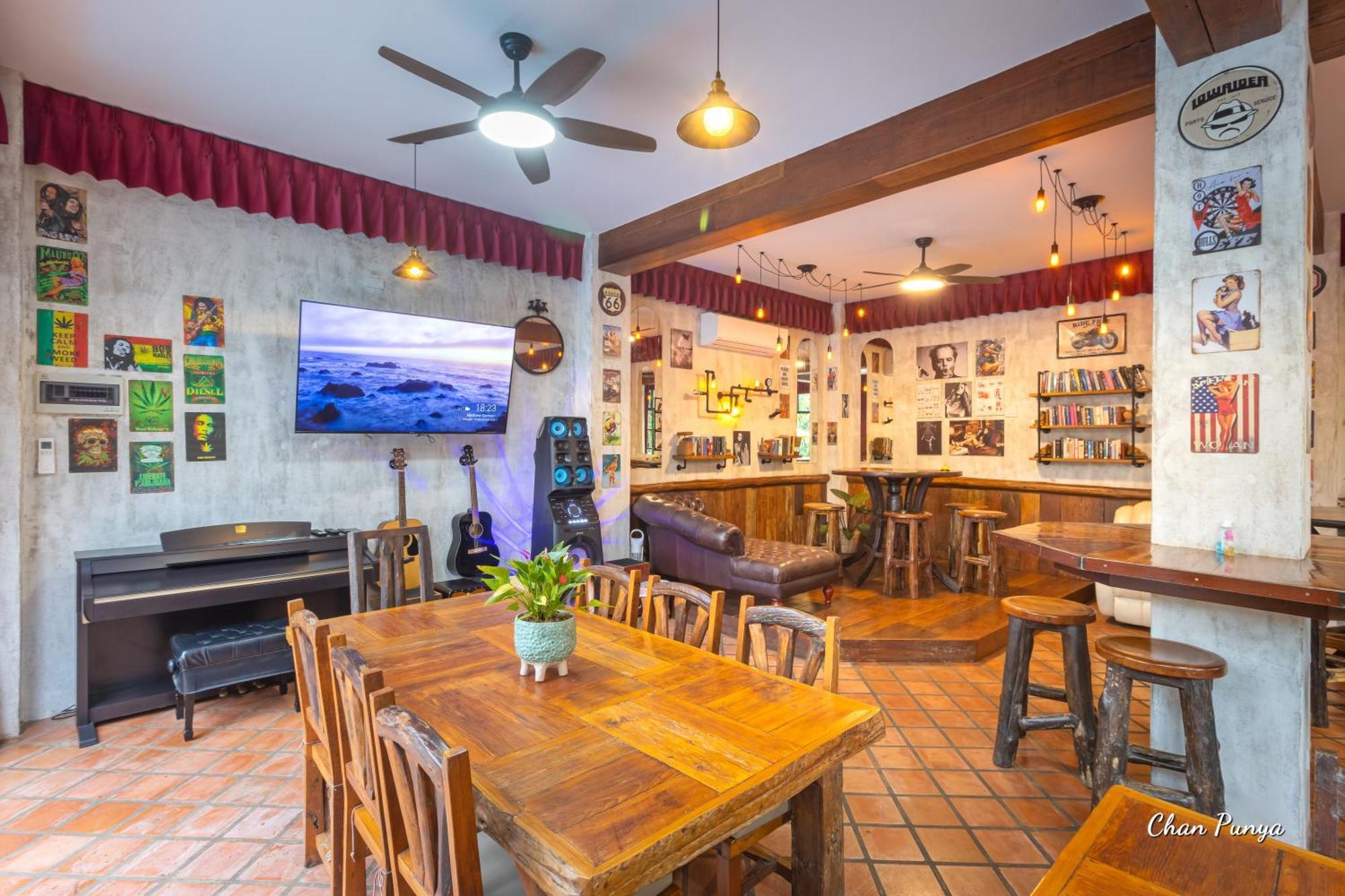 Baanpong Lodge San Kamphaeng Bagian luar foto
